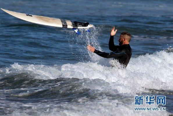 警惕“现金花束”骗局,吉安一男子“帮人洗钱”已被抓