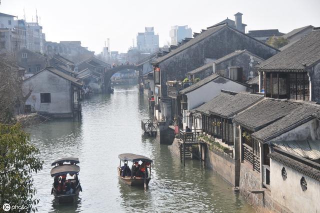 奇案故事：少女被诬怀孕，她在堂前剖腹，以死引出幕后真凶